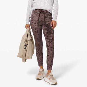 Lululemon Ready to Crush Jogger - French Press